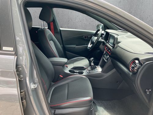 https://csb-strapi-files.fsn1.your-objectstorage.com/inventory-cars/images/6cbebb0bd089641e1cff8990f6e6a8d03569b0d4/20_500_6258.jpg