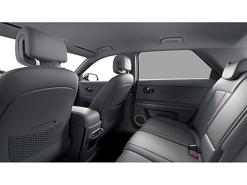 https://csb-strapi-files.fsn1.your-objectstorage.com/inventory-cars/images/6d27e7c7a127d059d90b7b71d080e8eae562b605/11_500_6793.jpg