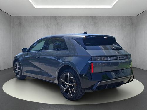 https://csb-strapi-files.fsn1.your-objectstorage.com/inventory-cars/images/6d27e7c7a127d059d90b7b71d080e8eae562b605/4_500_4863.jpg