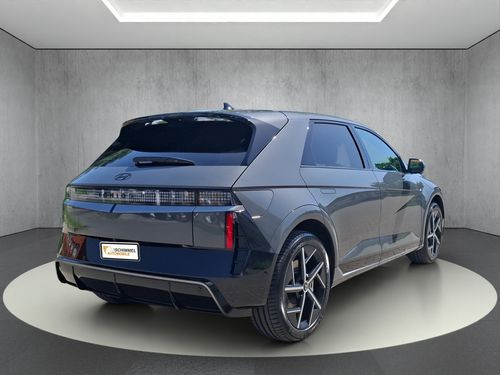 https://csb-strapi-files.fsn1.your-objectstorage.com/inventory-cars/images/6d27e7c7a127d059d90b7b71d080e8eae562b605/6_500_5959.jpg