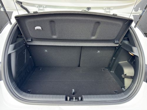 https://csb-strapi-files.fsn1.your-objectstorage.com/inventory-cars/images/6dfa1a18135ba449343ceb3ff6811d9b98e60c01/5_500_4290.jpg