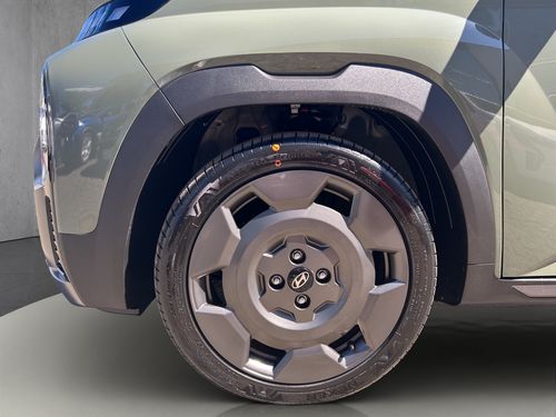https://csb-strapi-files.fsn1.your-objectstorage.com/inventory-cars/images/6eb96c11a8edc17d19bbbd0b51345e51e1631dc9/2_500_9854.jpg