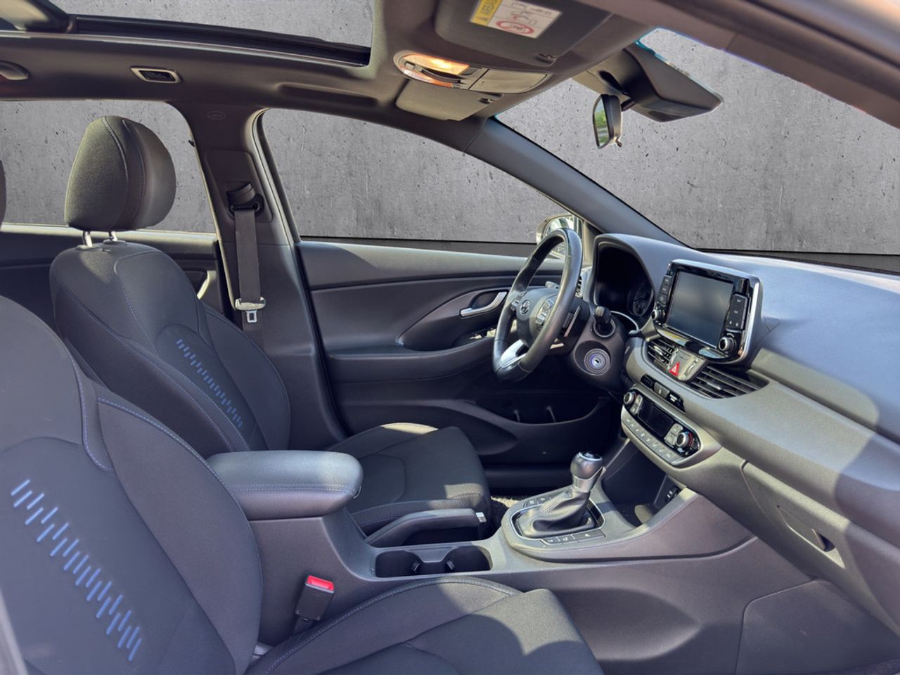 https://csb-strapi-files.fsn1.your-objectstorage.com/inventory-cars/images/6f2e31b01b91de36049eb684e0de6cd64a527aa3/14_1280_1659.jpg