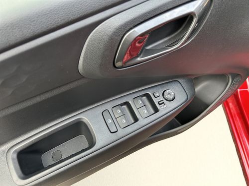 https://csb-strapi-files.fsn1.your-objectstorage.com/inventory-cars/images/716e7f41388c0f6451e473ebd44c0e8f3e483773/11_500_4670.jpg