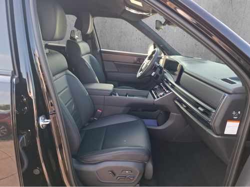 https://csb-strapi-files.fsn1.your-objectstorage.com/inventory-cars/images/724a542221383fedbdd6deacffe39a0ea0aa45d3/19_500_1588.jpg