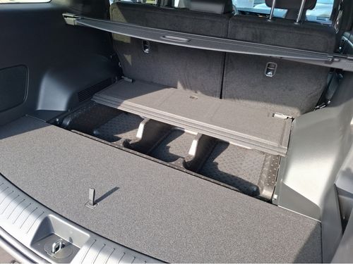 https://csb-strapi-files.fsn1.your-objectstorage.com/inventory-cars/images/724a542221383fedbdd6deacffe39a0ea0aa45d3/20_500_4268.jpg
