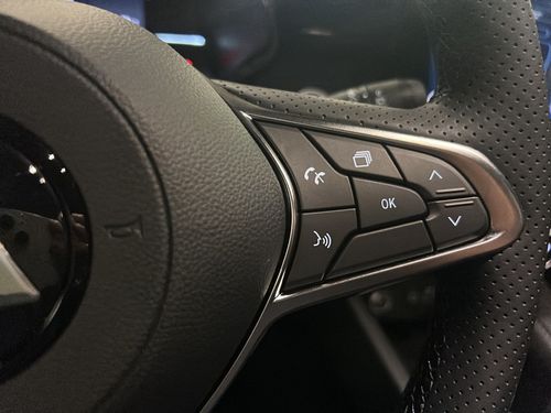 https://csb-strapi-files.fsn1.your-objectstorage.com/inventory-cars/images/72b09fa74f01c857d620420bda8ce6978c590aeb/13_500_9768.jpg