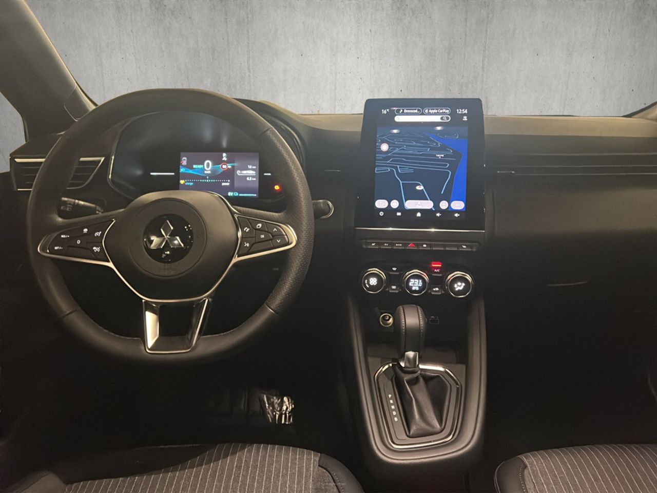 https://csb-strapi-files.fsn1.your-objectstorage.com/inventory-cars/images/72b09fa74f01c857d620420bda8ce6978c590aeb/8_1280_3882.jpg