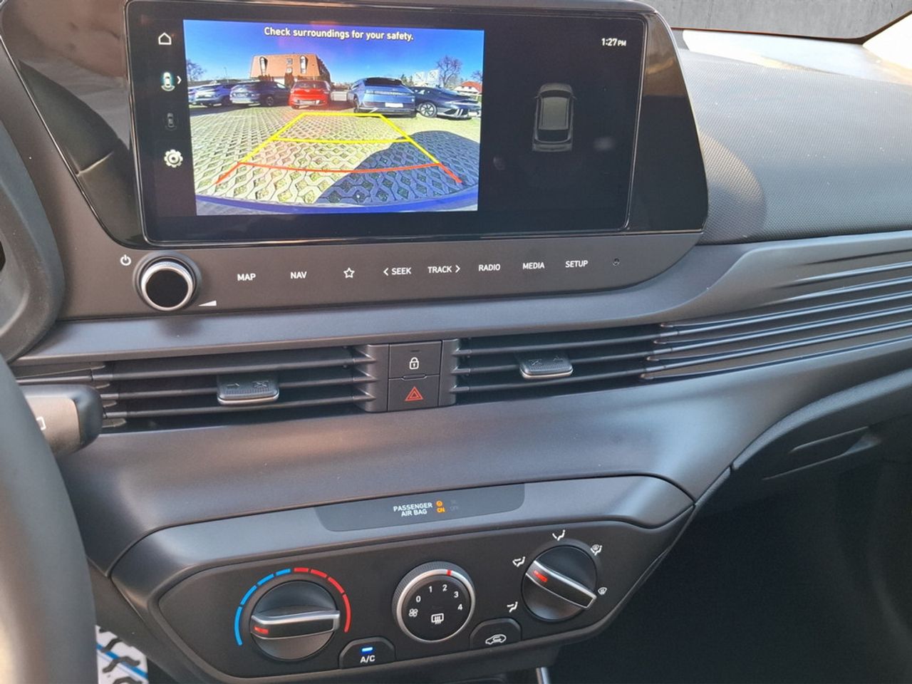 https://csb-strapi-files.fsn1.your-objectstorage.com/inventory-cars/images/73025e1c9e16a43de977d8f58f5c1d03ccd2172b/11_1280_4354.jpg