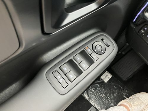 https://csb-strapi-files.fsn1.your-objectstorage.com/inventory-cars/images/7351e6cd2ee24a3e007fc3053927a186c59cb8cb/13_500_5970.jpg