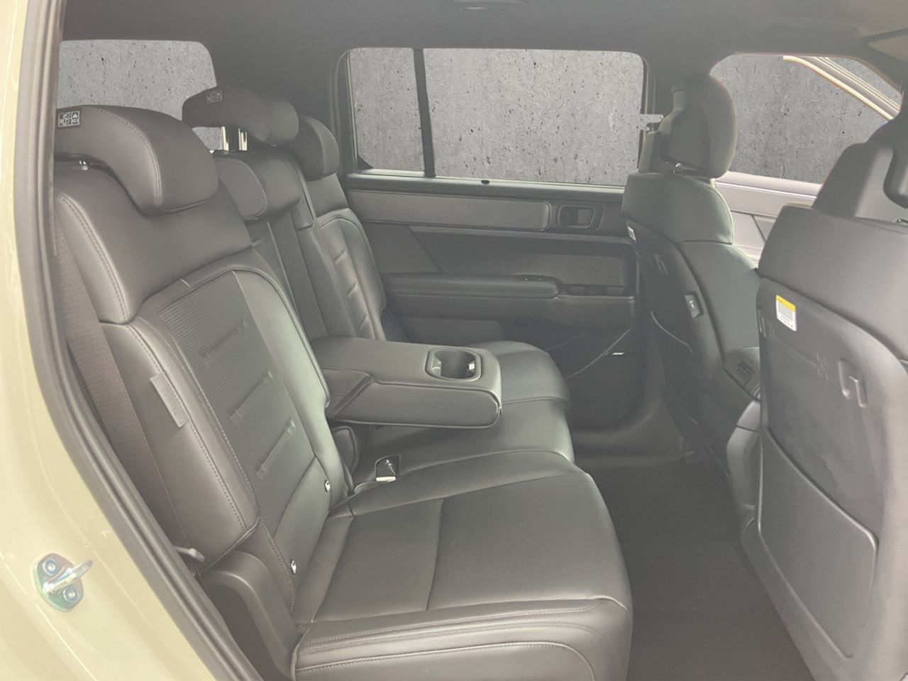 https://csb-strapi-files.fsn1.your-objectstorage.com/inventory-cars/images/7351e6cd2ee24a3e007fc3053927a186c59cb8cb/19_1280_6316.jpg