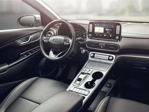 https://csb-strapi-files.fsn1.your-objectstorage.com/inventory-cars/images/75c4f09364399eeb8e4b5d9f370f3627ca25ca3c/7_500_6735.jpg