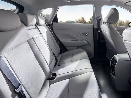 https://csb-strapi-files.fsn1.your-objectstorage.com/inventory-cars/images/75c4f09364399eeb8e4b5d9f370f3627ca25ca3c/9_500_7627.jpg