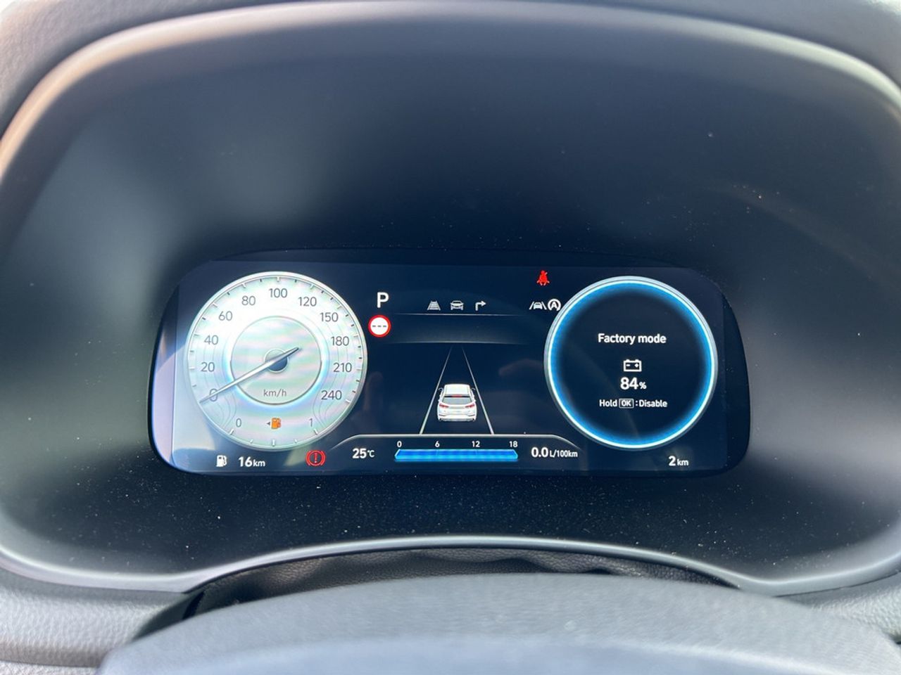 https://csb-strapi-files.fsn1.your-objectstorage.com/inventory-cars/images/75fe97ad885cff799f86af75bd9bd69a305056c6/11_1280_7856.jpg