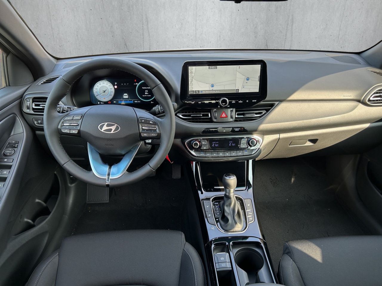 https://csb-strapi-files.fsn1.your-objectstorage.com/inventory-cars/images/75fe97ad885cff799f86af75bd9bd69a305056c6/16_1280_6528.jpg