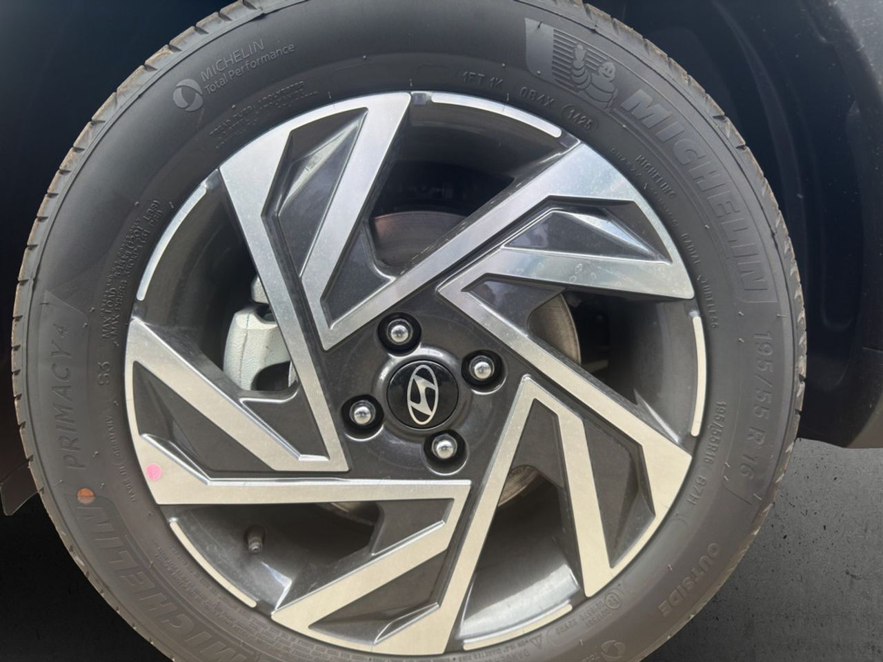 https://csb-strapi-files.fsn1.your-objectstorage.com/inventory-cars/images/79592d3e4cba3faca0d985183af6e02c67a0ea1e/2_1280_7654.jpg