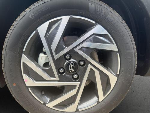 https://csb-strapi-files.fsn1.your-objectstorage.com/inventory-cars/images/79592d3e4cba3faca0d985183af6e02c67a0ea1e/2_500_9734.jpg
