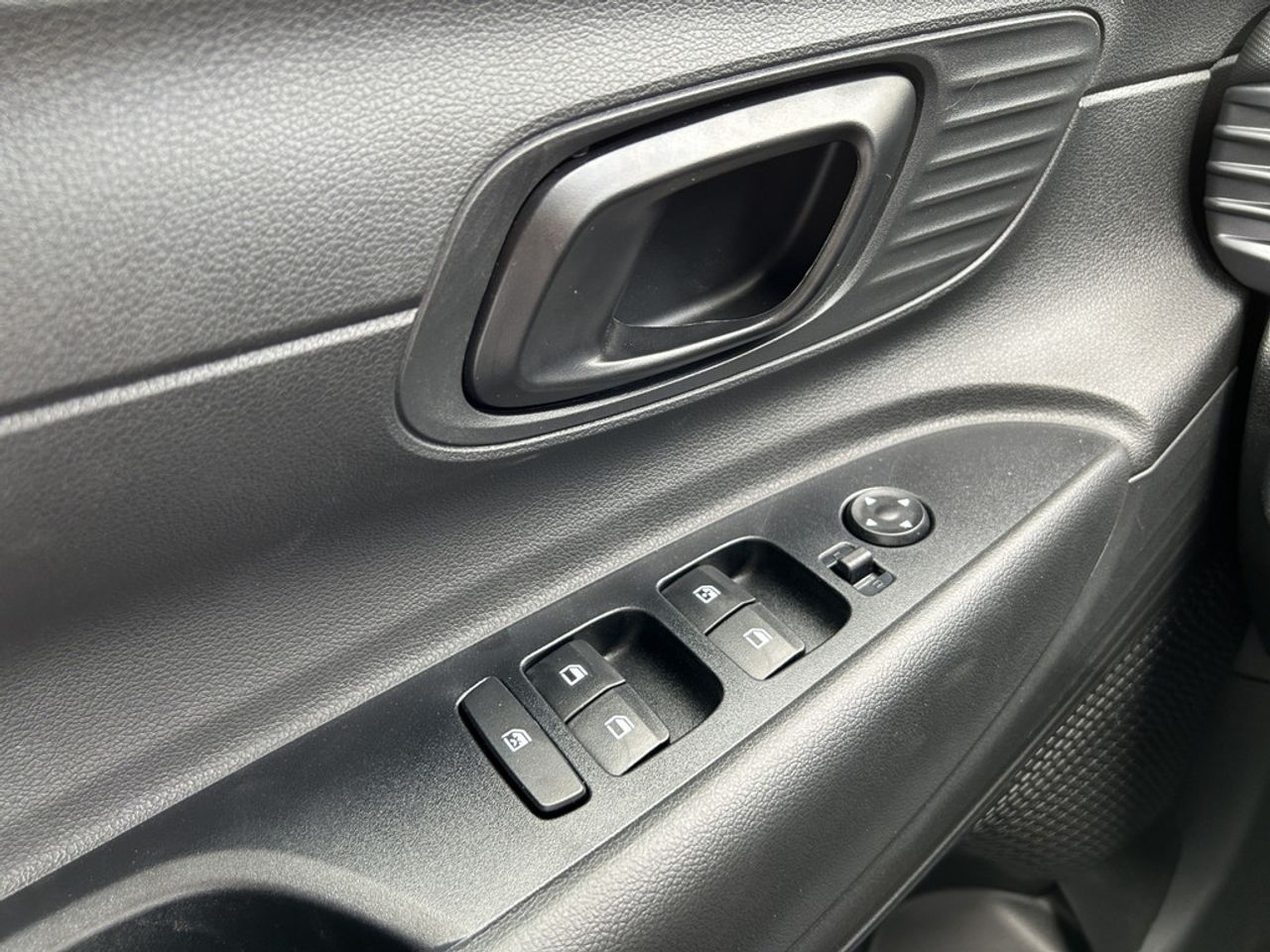 https://csb-strapi-files.fsn1.your-objectstorage.com/inventory-cars/images/7a84bd15f146ab03b5ed5eadbf6423d20a21d429/13_1280_1769.jpg