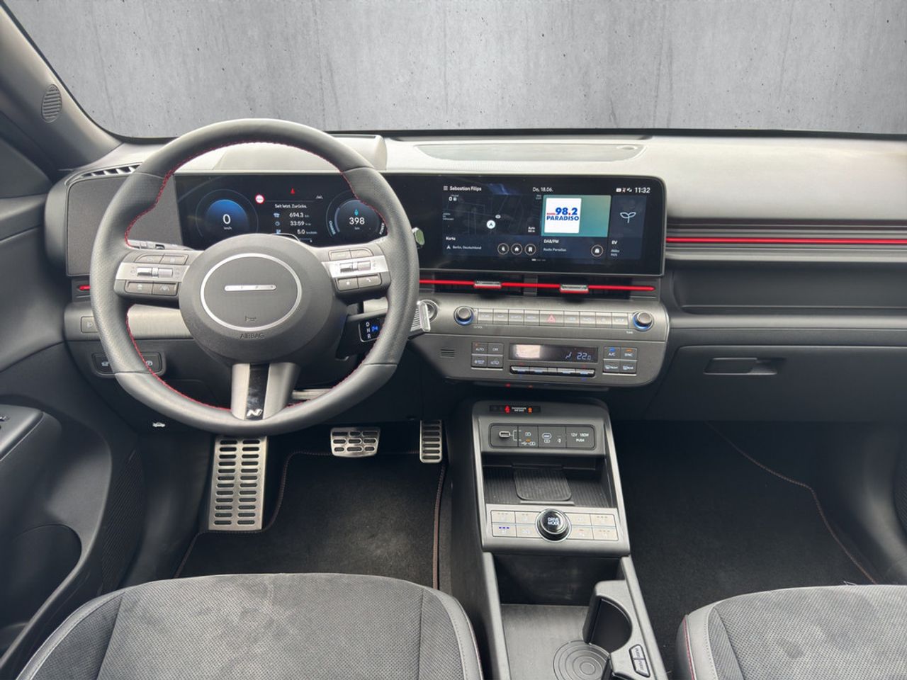 https://csb-strapi-files.fsn1.your-objectstorage.com/inventory-cars/images/7b9649996bea0e06b0281fdfe286de7dbfde035a/16_1280_4680.jpg