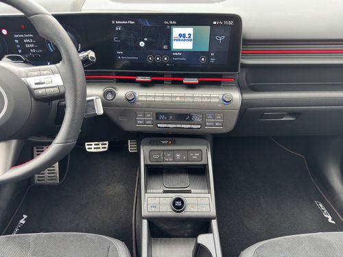 https://csb-strapi-files.fsn1.your-objectstorage.com/inventory-cars/images/7b9649996bea0e06b0281fdfe286de7dbfde035a/17_500_7548.jpg