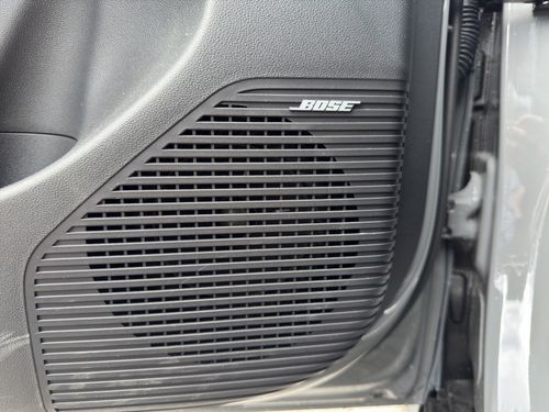 https://csb-strapi-files.fsn1.your-objectstorage.com/inventory-cars/images/7b9649996bea0e06b0281fdfe286de7dbfde035a/30_500_1952.jpg