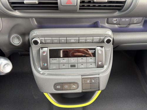 https://csb-strapi-files.fsn1.your-objectstorage.com/inventory-cars/images/7c5bfa1ed3c8f6e9b1199765ceef0fc19d6e2215/18_500_7558.jpg