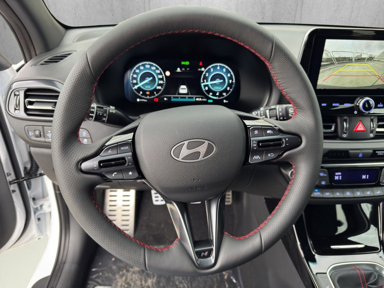 https://csb-strapi-files.fsn1.your-objectstorage.com/inventory-cars/images/7cdc97dbfb624856abe0fd33e12af061e9824ef1/10_1280_1553.jpg