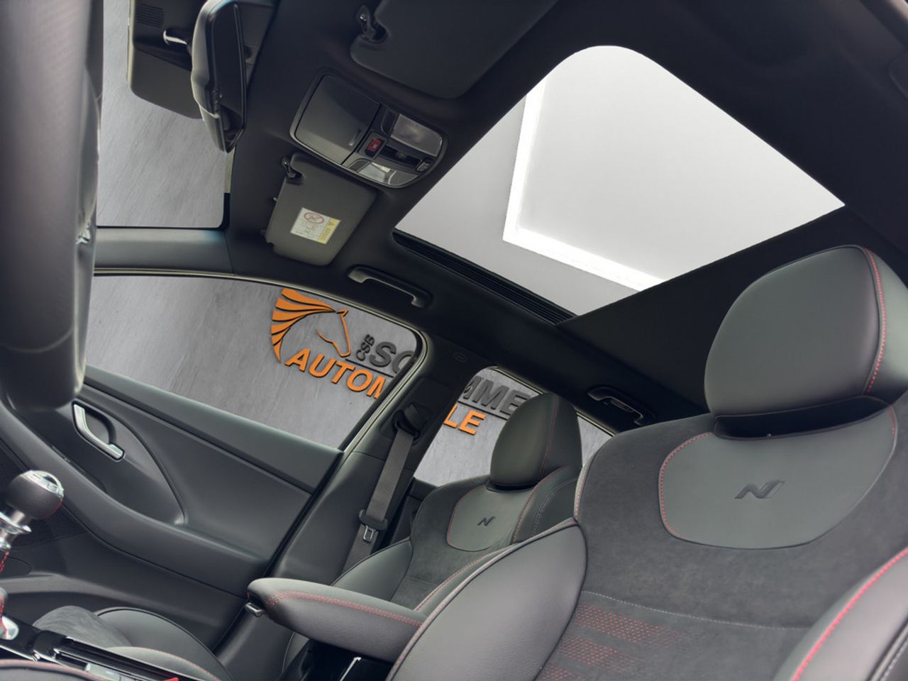 https://csb-strapi-files.fsn1.your-objectstorage.com/inventory-cars/images/7cdc97dbfb624856abe0fd33e12af061e9824ef1/22_1280_2276.jpg