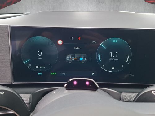 https://csb-strapi-files.fsn1.your-objectstorage.com/inventory-cars/images/7da6afaddb636b347aaa1c5ded96e43bc6d8ffe7/11_500_4374.jpg