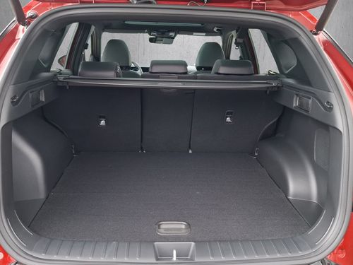 https://csb-strapi-files.fsn1.your-objectstorage.com/inventory-cars/images/7da6afaddb636b347aaa1c5ded96e43bc6d8ffe7/17_500_1806.jpg