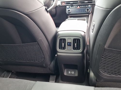 https://csb-strapi-files.fsn1.your-objectstorage.com/inventory-cars/images/7da6afaddb636b347aaa1c5ded96e43bc6d8ffe7/20_500_5865.jpg