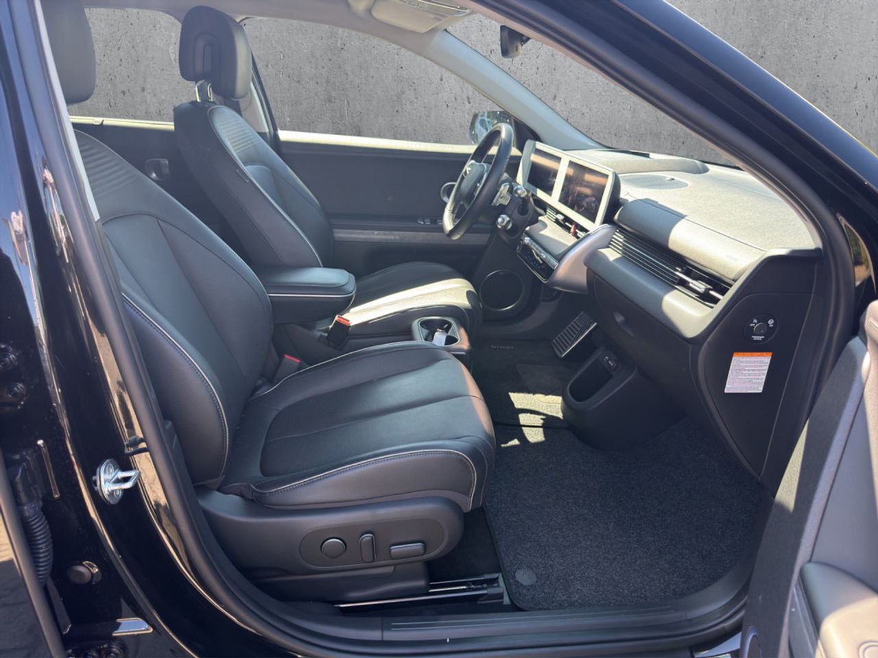 https://csb-strapi-files.fsn1.your-objectstorage.com/inventory-cars/images/7f35bb78e4857fbe0551ea7cc9601122f624f5aa/20_1280_1665.jpg