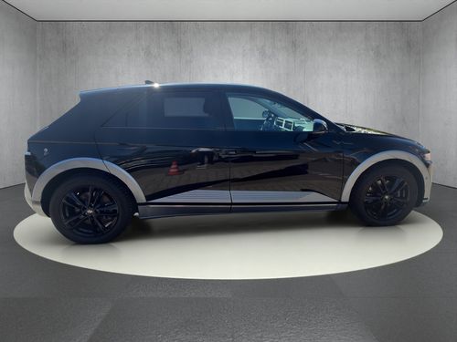 https://csb-strapi-files.fsn1.your-objectstorage.com/inventory-cars/images/7f35bb78e4857fbe0551ea7cc9601122f624f5aa/7_500_3933.jpg