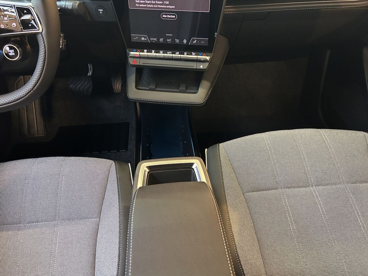 https://csb-strapi-files.fsn1.your-objectstorage.com/inventory-cars/images/7f6ad908e0d34b78e79b2b8d6f85f8d894d873ce/14_1280_6333.jpg