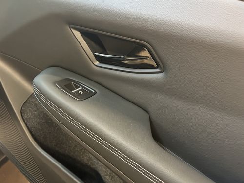 https://csb-strapi-files.fsn1.your-objectstorage.com/inventory-cars/images/7f6ad908e0d34b78e79b2b8d6f85f8d894d873ce/18_500_5577.jpg
