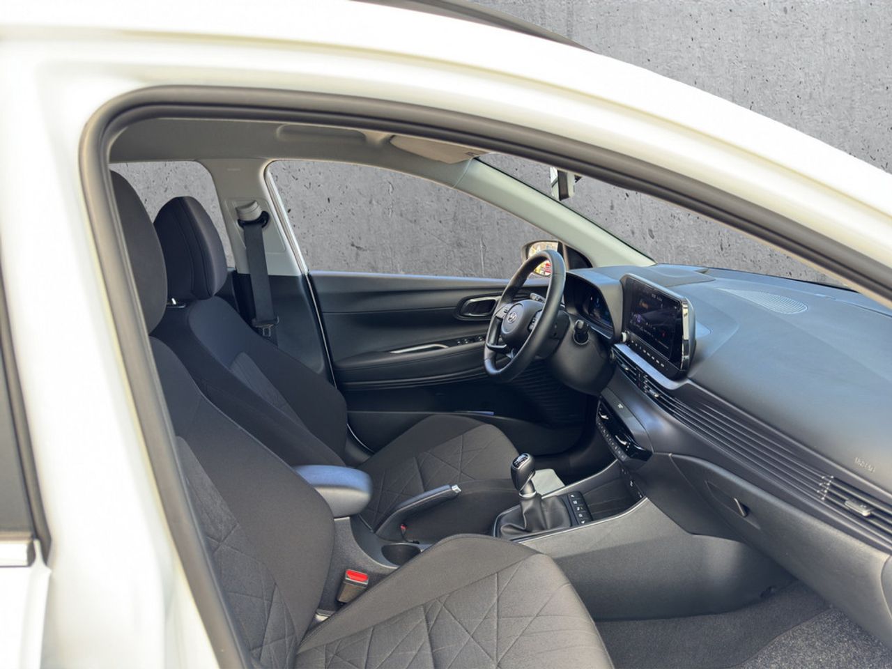 https://csb-strapi-files.fsn1.your-objectstorage.com/inventory-cars/images/801140e92601fc60f7b877404973a4e02b48459b/13_1280_3894.jpg