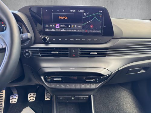 https://csb-strapi-files.fsn1.your-objectstorage.com/inventory-cars/images/801140e92601fc60f7b877404973a4e02b48459b/16_500_3241.jpg