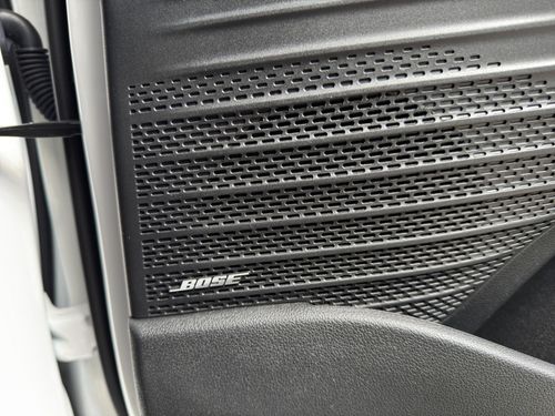 https://csb-strapi-files.fsn1.your-objectstorage.com/inventory-cars/images/801140e92601fc60f7b877404973a4e02b48459b/21_500_9094.jpg