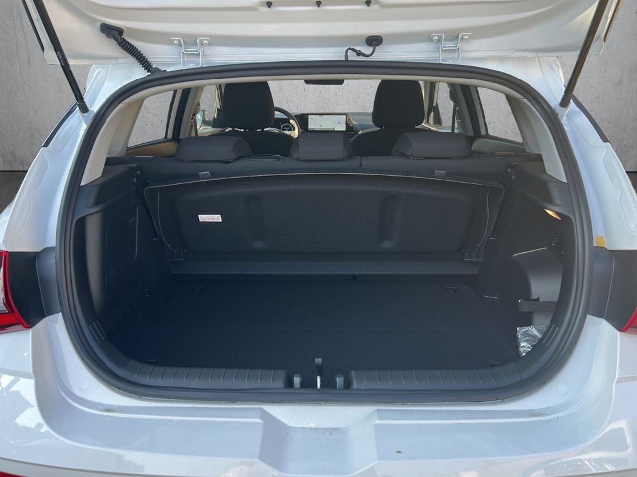https://csb-strapi-files.fsn1.your-objectstorage.com/inventory-cars/images/8190c00a44e5fc9457162a871e83a2e8be887ec6/18_1280_8010.jpg