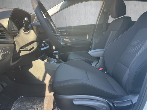 https://csb-strapi-files.fsn1.your-objectstorage.com/inventory-cars/images/8190c00a44e5fc9457162a871e83a2e8be887ec6/9_500_5814.jpg