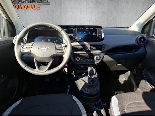 https://csb-strapi-files.fsn1.your-objectstorage.com/inventory-cars/images/819f8478e6090f045959459fcf2aaeac7a6198d0/13_500_8442.jpg