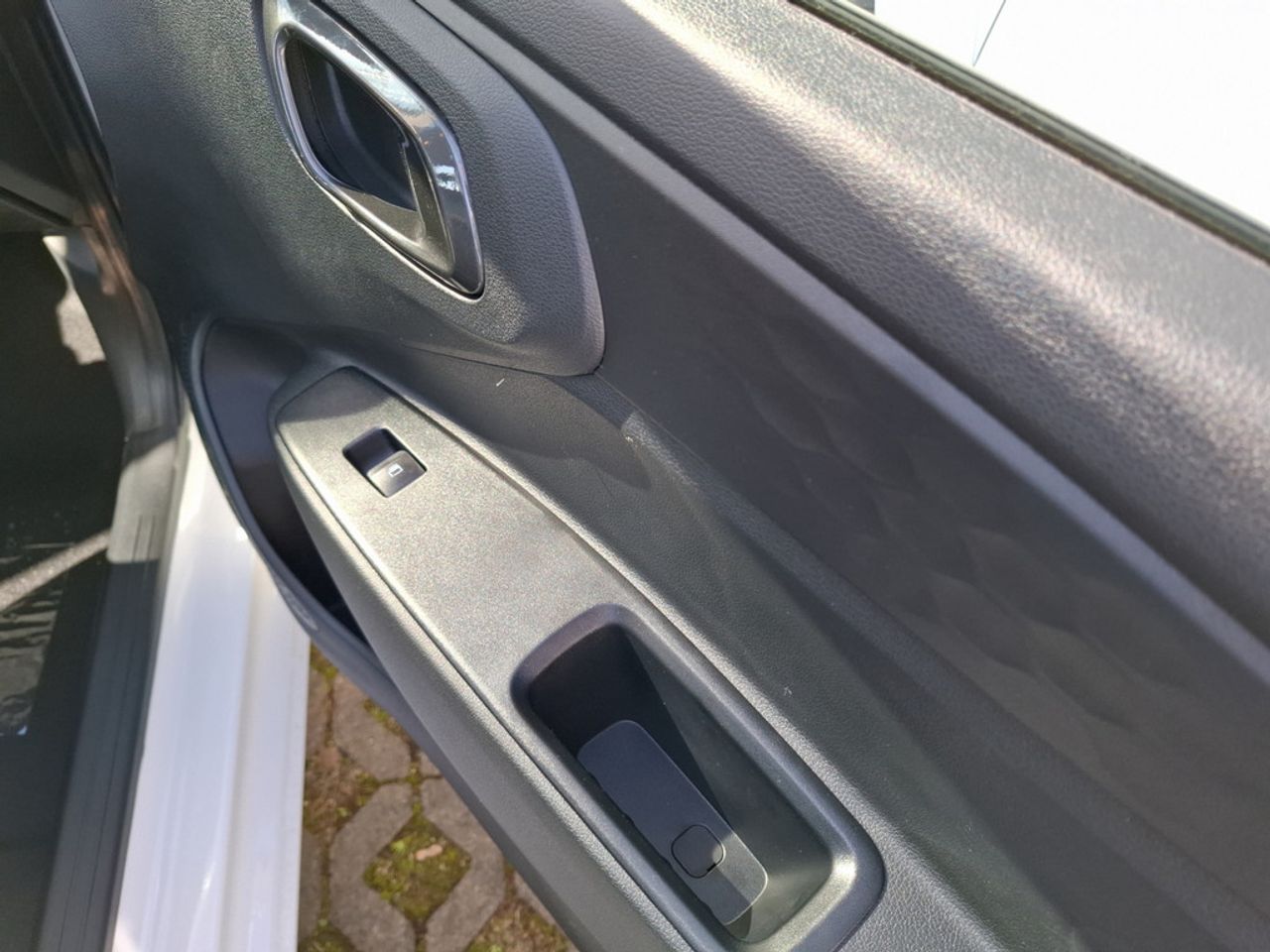 https://csb-strapi-files.fsn1.your-objectstorage.com/inventory-cars/images/819f8478e6090f045959459fcf2aaeac7a6198d0/19_1280_7018.jpg