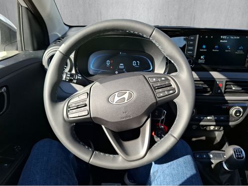 https://csb-strapi-files.fsn1.your-objectstorage.com/inventory-cars/images/819f8478e6090f045959459fcf2aaeac7a6198d0/8_500_5090.jpg
