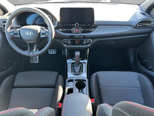https://csb-strapi-files.fsn1.your-objectstorage.com/inventory-cars/images/82b0fafbe7a3fa113d28f7b6180321fa10e84b94/16_500_7283.jpg
