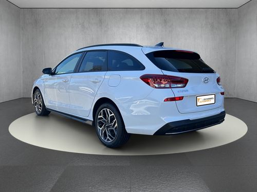 https://csb-strapi-files.fsn1.your-objectstorage.com/inventory-cars/images/82b0fafbe7a3fa113d28f7b6180321fa10e84b94/3_500_6079.jpg