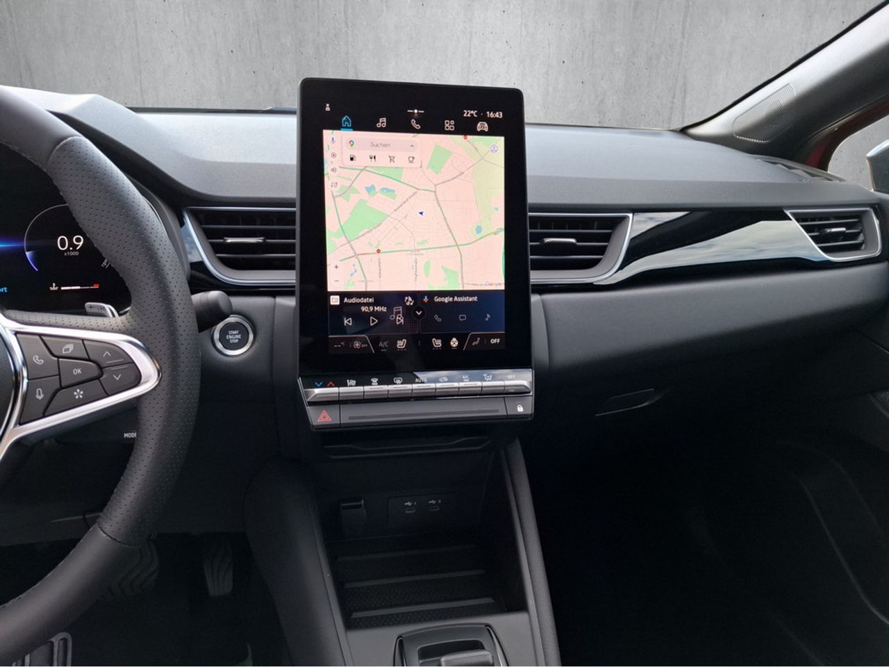 https://csb-strapi-files.fsn1.your-objectstorage.com/inventory-cars/images/82eda0383d4c9e2eca0f22d1d0fe7cb1f026e25d/12_1280_3416.jpg