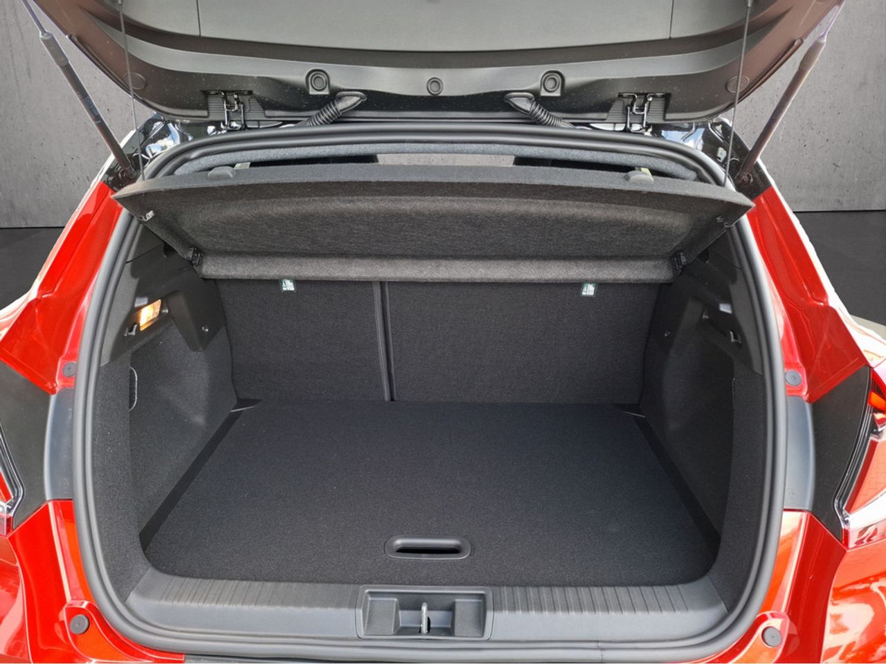 https://csb-strapi-files.fsn1.your-objectstorage.com/inventory-cars/images/82eda0383d4c9e2eca0f22d1d0fe7cb1f026e25d/17_1280_8462.jpg