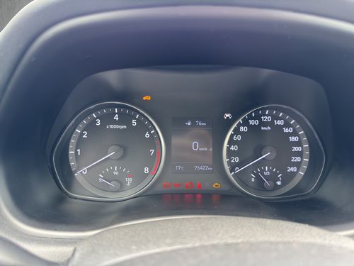 https://csb-strapi-files.fsn1.your-objectstorage.com/inventory-cars/images/83e41bc57e802dbe965677640f0fc29945bbb541/17_500_3158.jpg