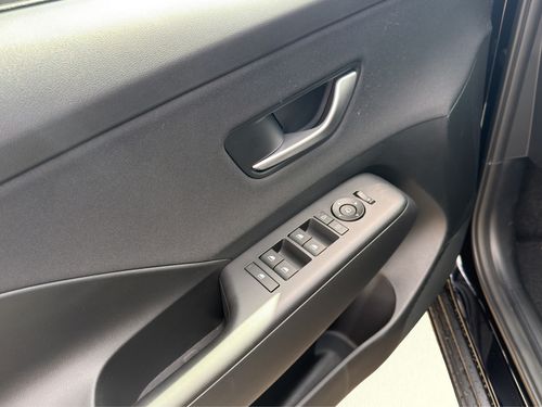 https://csb-strapi-files.fsn1.your-objectstorage.com/inventory-cars/images/841493d9dabde9b7eb4ab61eda9cefe5fbe7de59/11_500_9775.jpg