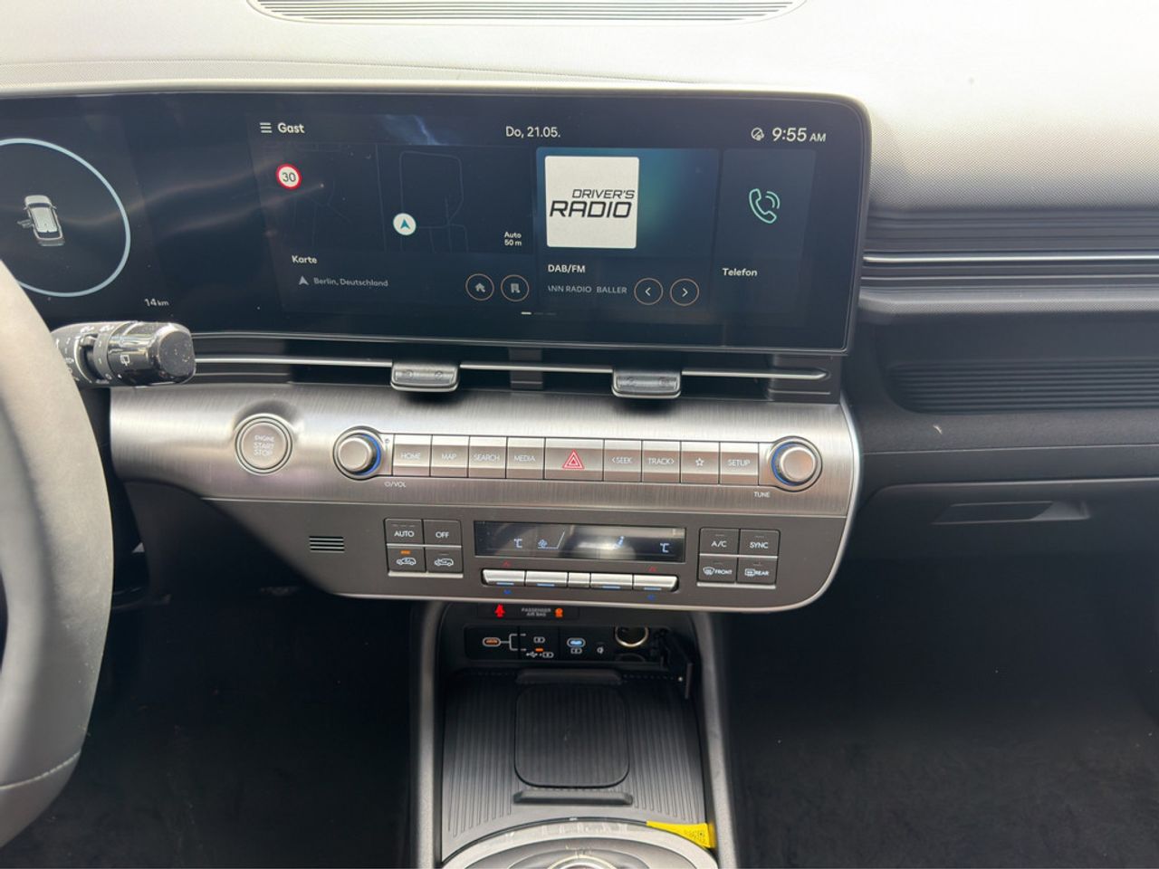 https://csb-strapi-files.fsn1.your-objectstorage.com/inventory-cars/images/841493d9dabde9b7eb4ab61eda9cefe5fbe7de59/15_1280_6766.jpg